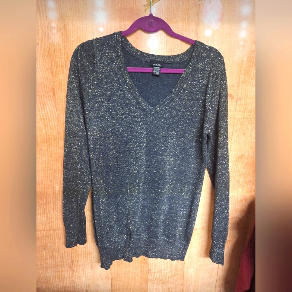 Rue21 Silver and Black V-Neck Sweater